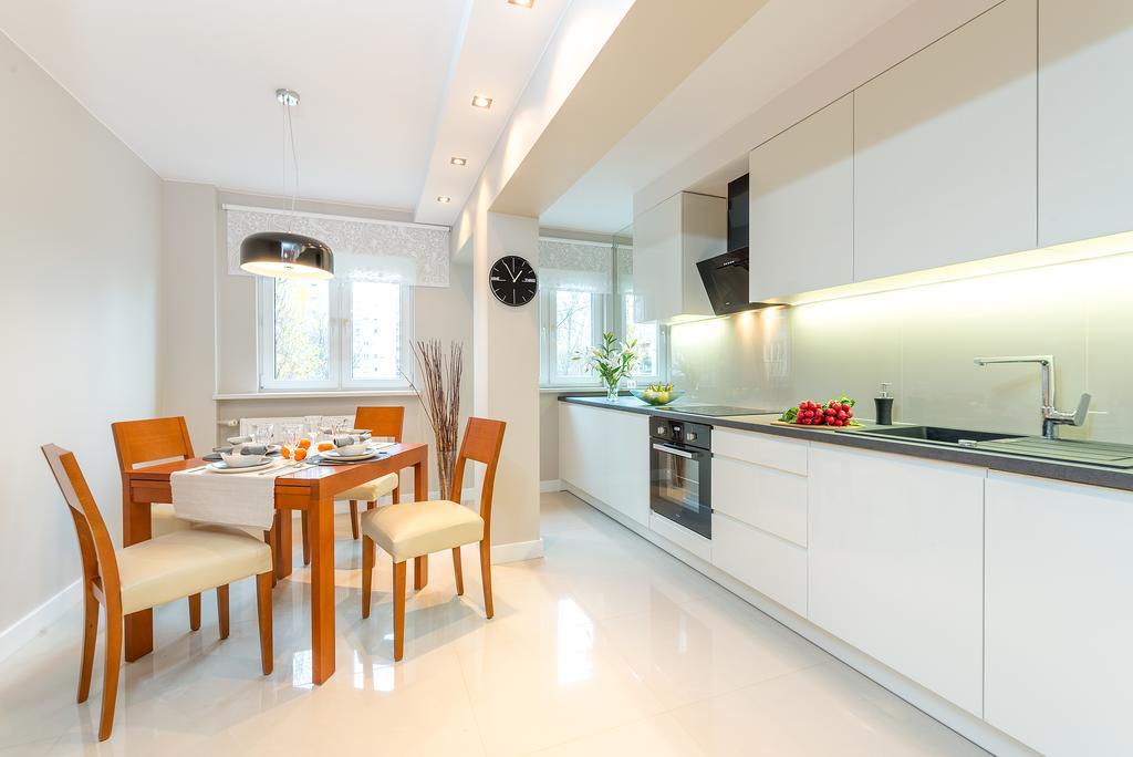 ורשה P&O Apartments Emilii Plater חדר תמונה
