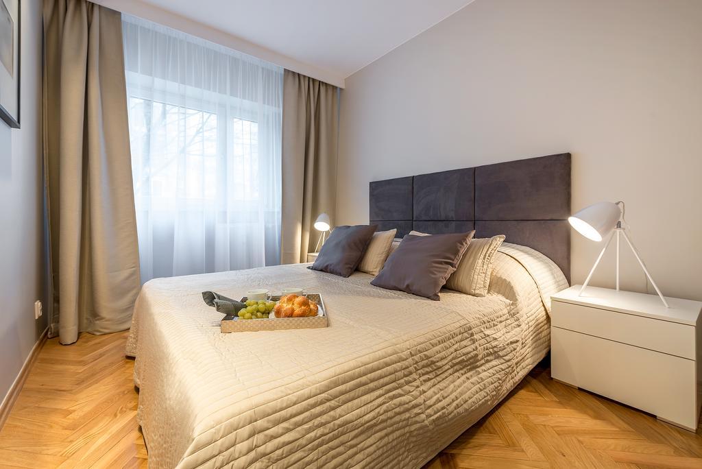 ורשה P&O Apartments Emilii Plater חדר תמונה